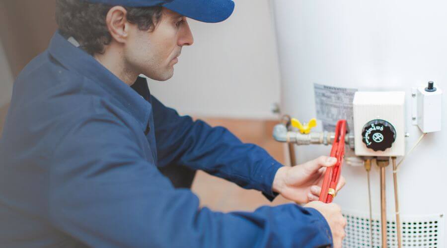Local water heater installation in Solsberry, IN